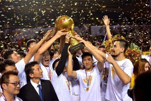 李晓旭19分辽宁6人上双胜深圳 总分3-0进四强