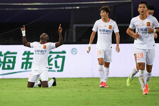 杜兰特20+8+7巴特勒26分 太阳大胜送热火7连败