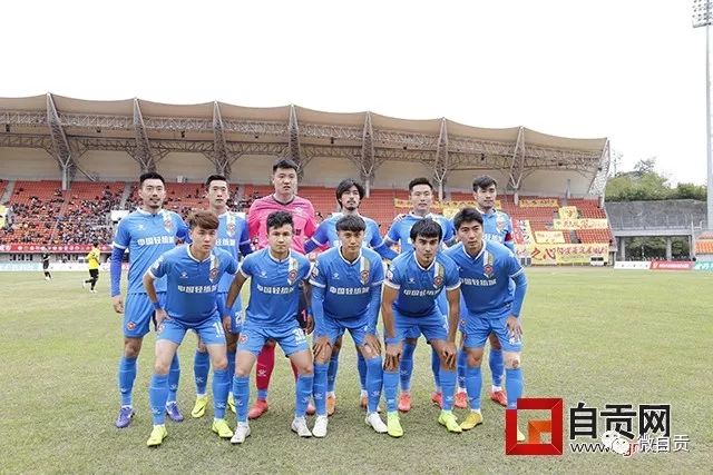 约克38+9浙江大胜宁波 高诗岩11+11山东胜吉林
